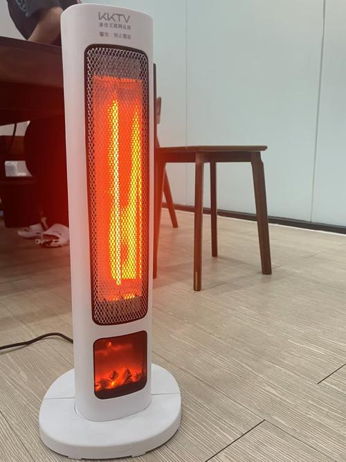 冬季保暖新选择 小太阳电暖器如何成为家庭取暖神器